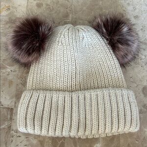 NWOT Kids Unbranded Double‎ Pom Pom Cable Knit Faux Fur Fleece Lined Beanie Hat